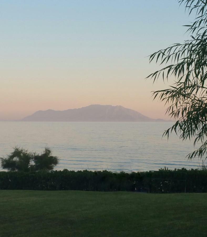 Villa Sea Esta Marónia Buitenkant foto